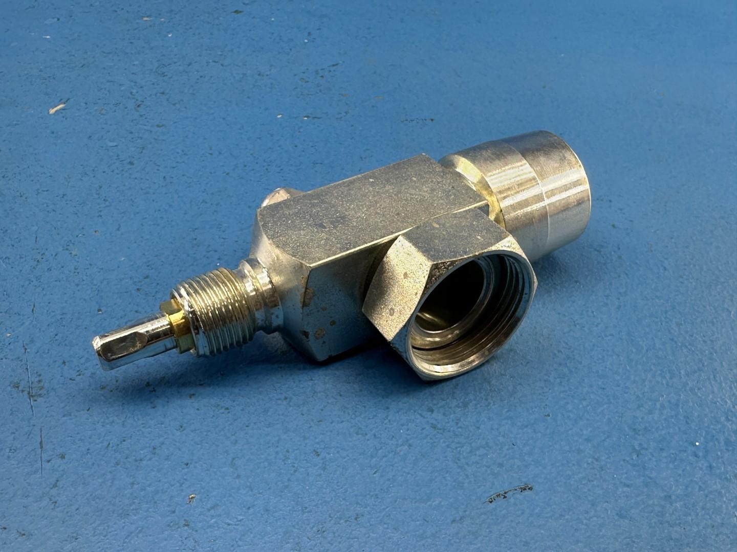 HVAC Refrigeration Service Valve Rotolock 1-3/4-12 x 1-1/8 Sweat Horizontal
