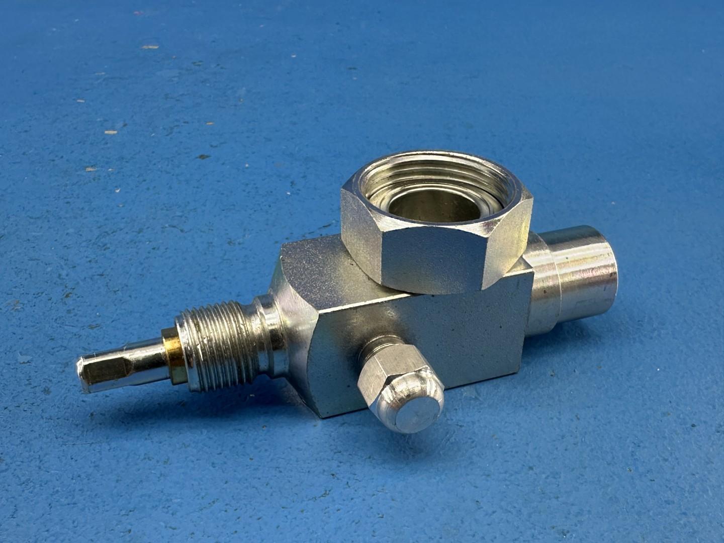 HVAC Refrigeration Service Valve Rotolock 1-1/4-12 x 7/8 Sweat Horizontal