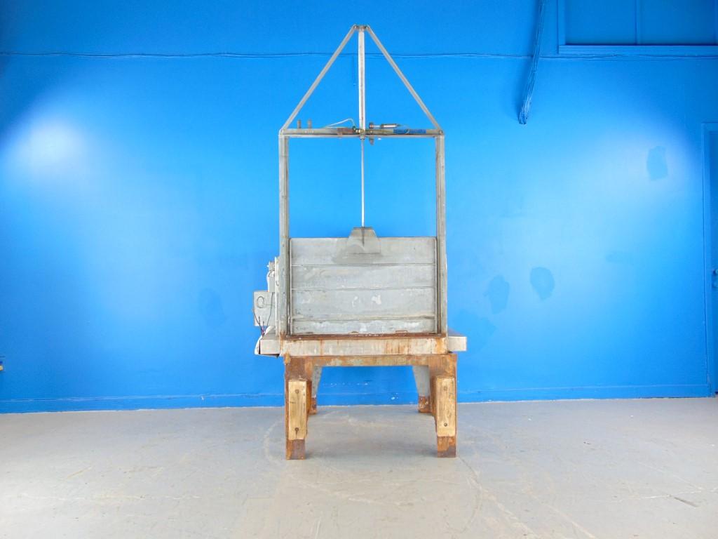 Unbranded 4ft Gas Burn out oven casting w/ slide up Door 