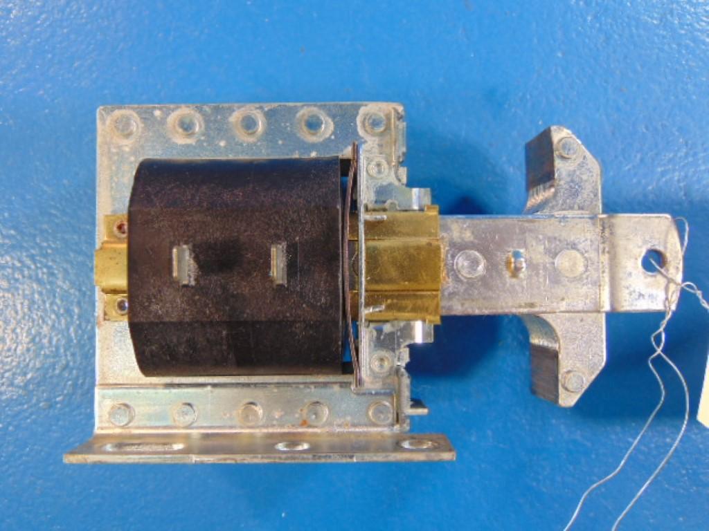 Dormeyer 7612-S 7612-5 115V LAUNDRY DOOR LATCH