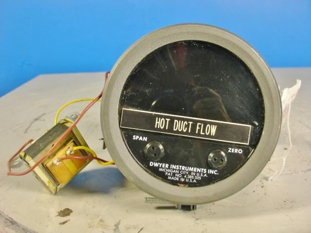 DWYER Hot Duct Flow Transmitter 4-20 mA PRESSURE 35 PSIG Temp Max 120F Min -20F