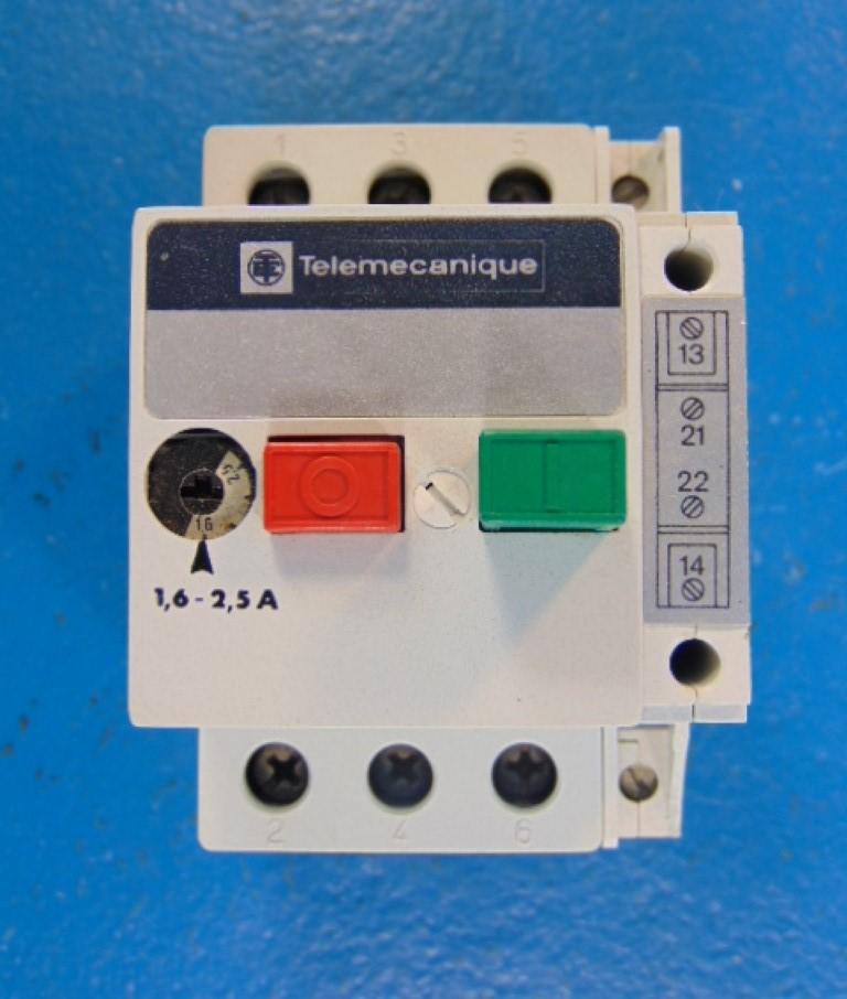 Telemecanique GV1-A01 GV1-M07 1.6 amp - 2.5 amp Motor Circuit Breaker w/ Auxiliary Conta