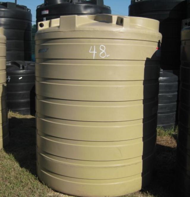 870 Gallon TLV00870BG Water Storage Tank