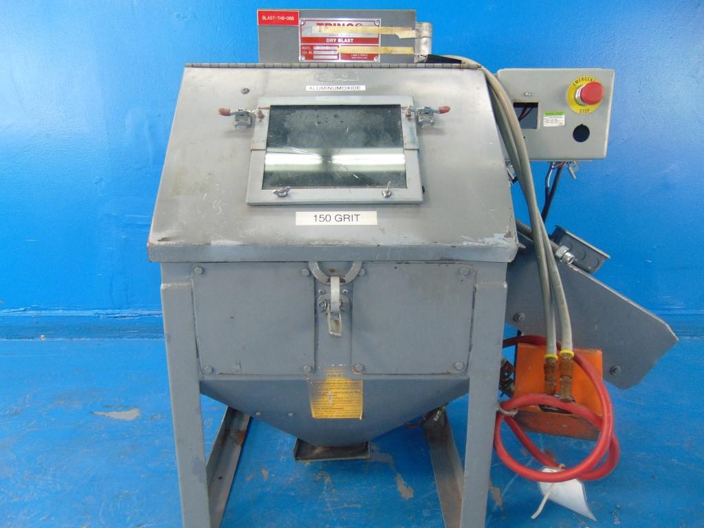 Sandblast Cabinet Trinco 20/88-ST Turntable w/ Dust Collection - 36x26x37 - Used