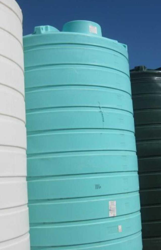 5200 Gallon Model TLV05200 Flat Bottom Storage Tank Fluorescent Green