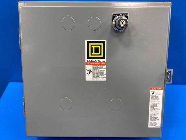  Square D Type 1 Enclosure 8903LXG40V02C36G102R6 (With Keys)