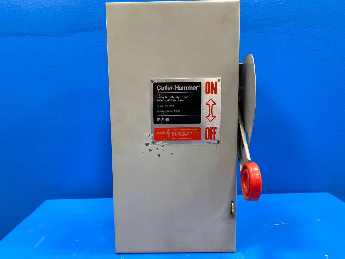 Eaton DH361UGK 30 Amp Heavy Duty Safety Switch Cutler Hammer 600V 3-Pole Type 1 Enclosure