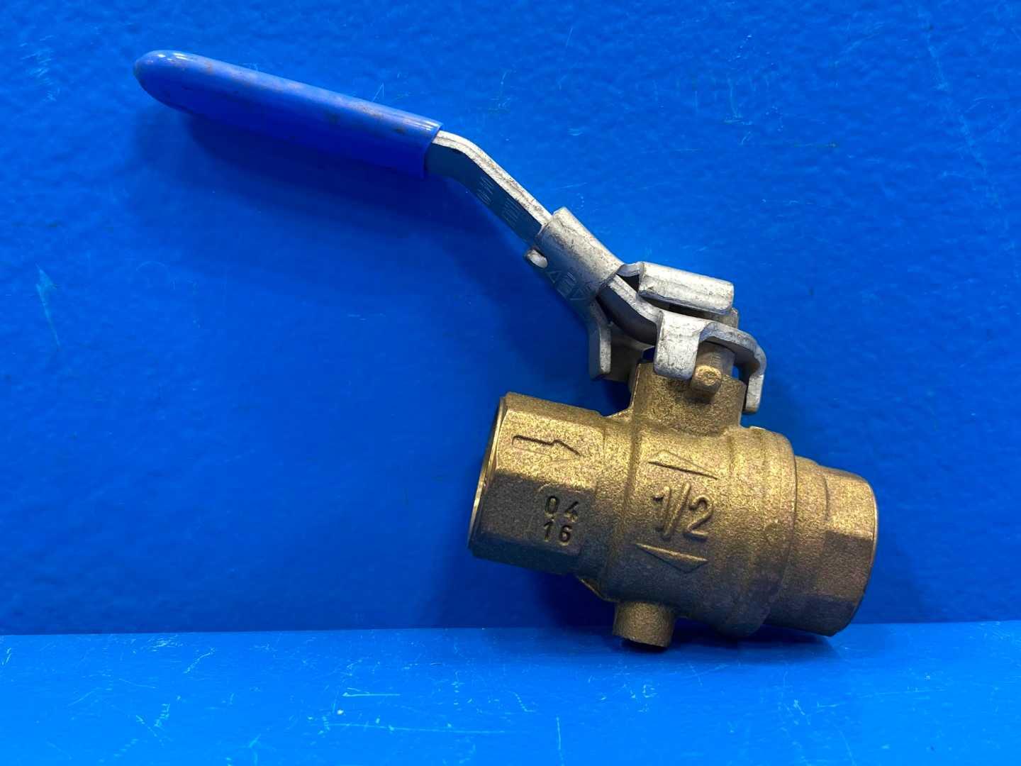 1/2" Lockable Vented Ball Valve RuB S93D41 Brass Full Port FNPT 200 PSI Air Lockout