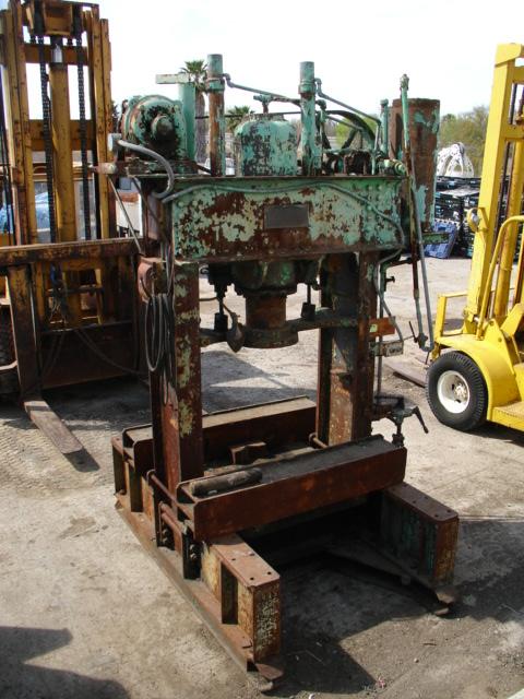 150 Ton Hydraulic Straightening Press - Old Style, Open Hydraulic Pump & Motor - Sold AS-IS
