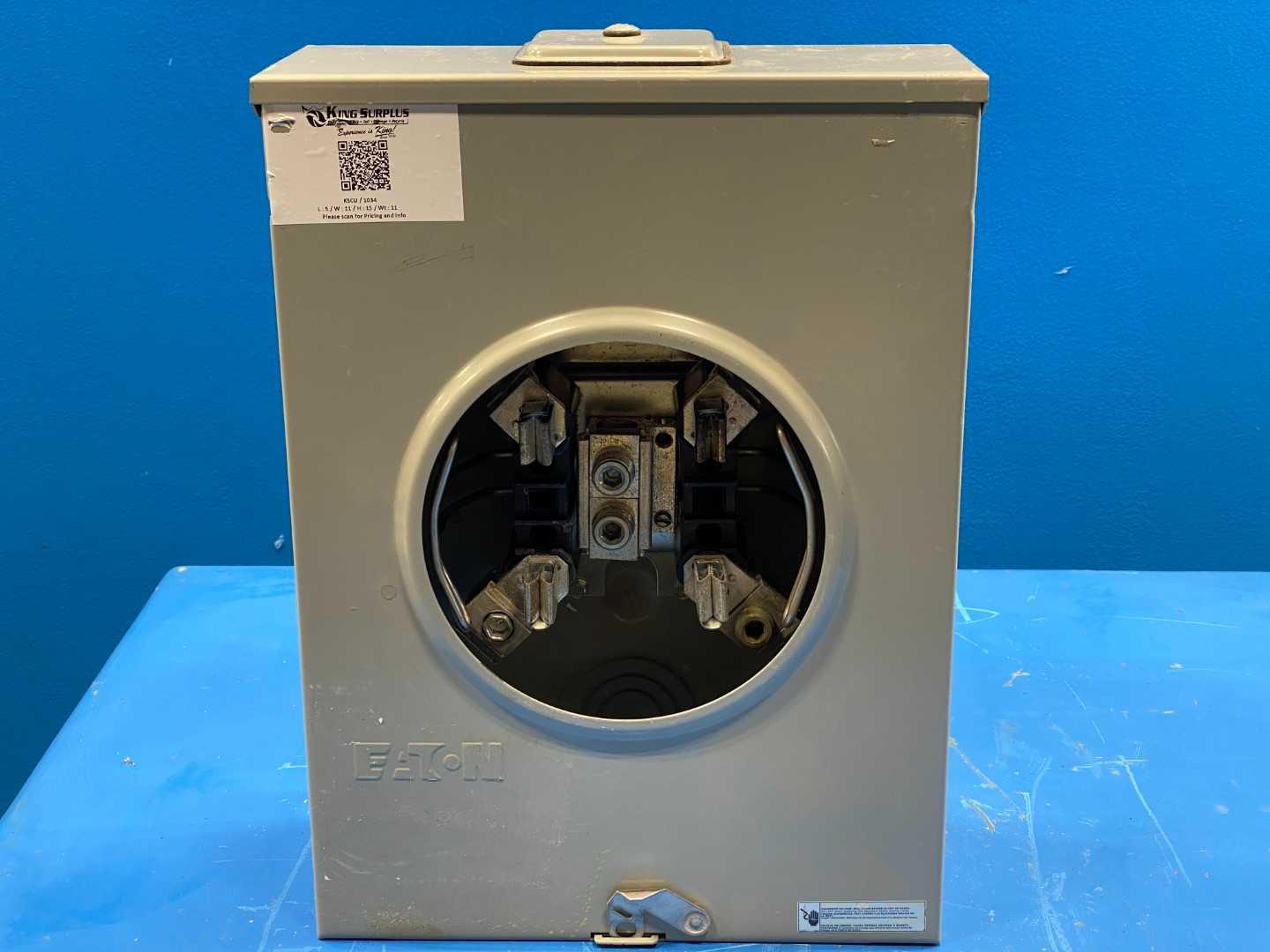 Eaton UTRS213CE 250 Amp Meter Socket Type 3R UTRS132CE 600V Single Phase 3 -Wire