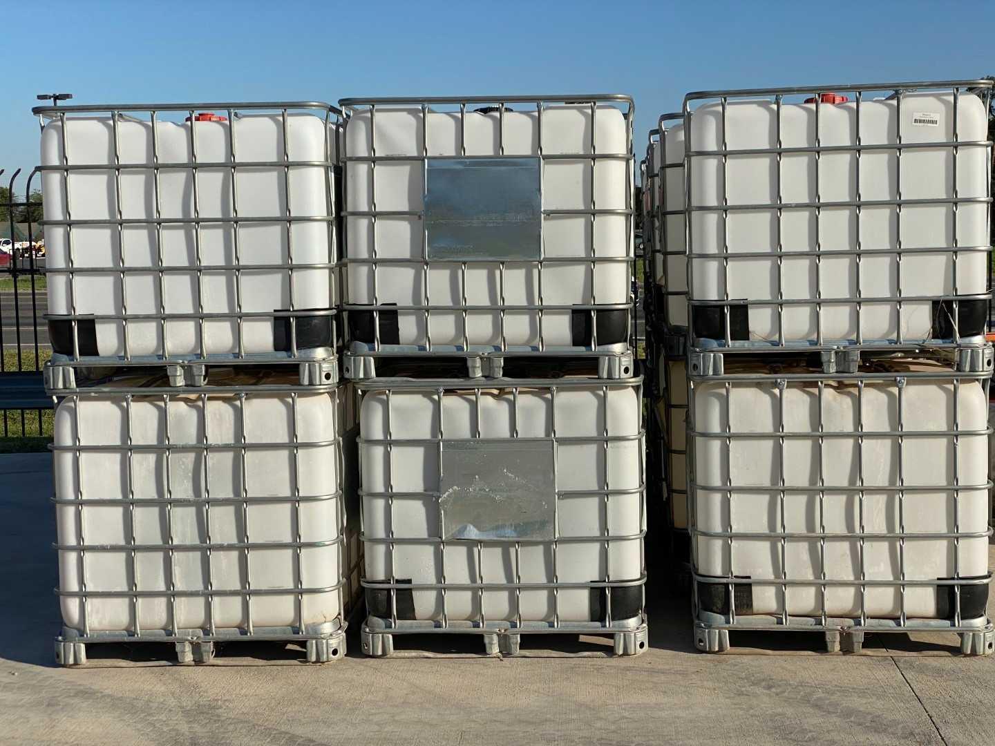250 Gallon 1,000L Tote Bin Cage + Bottle