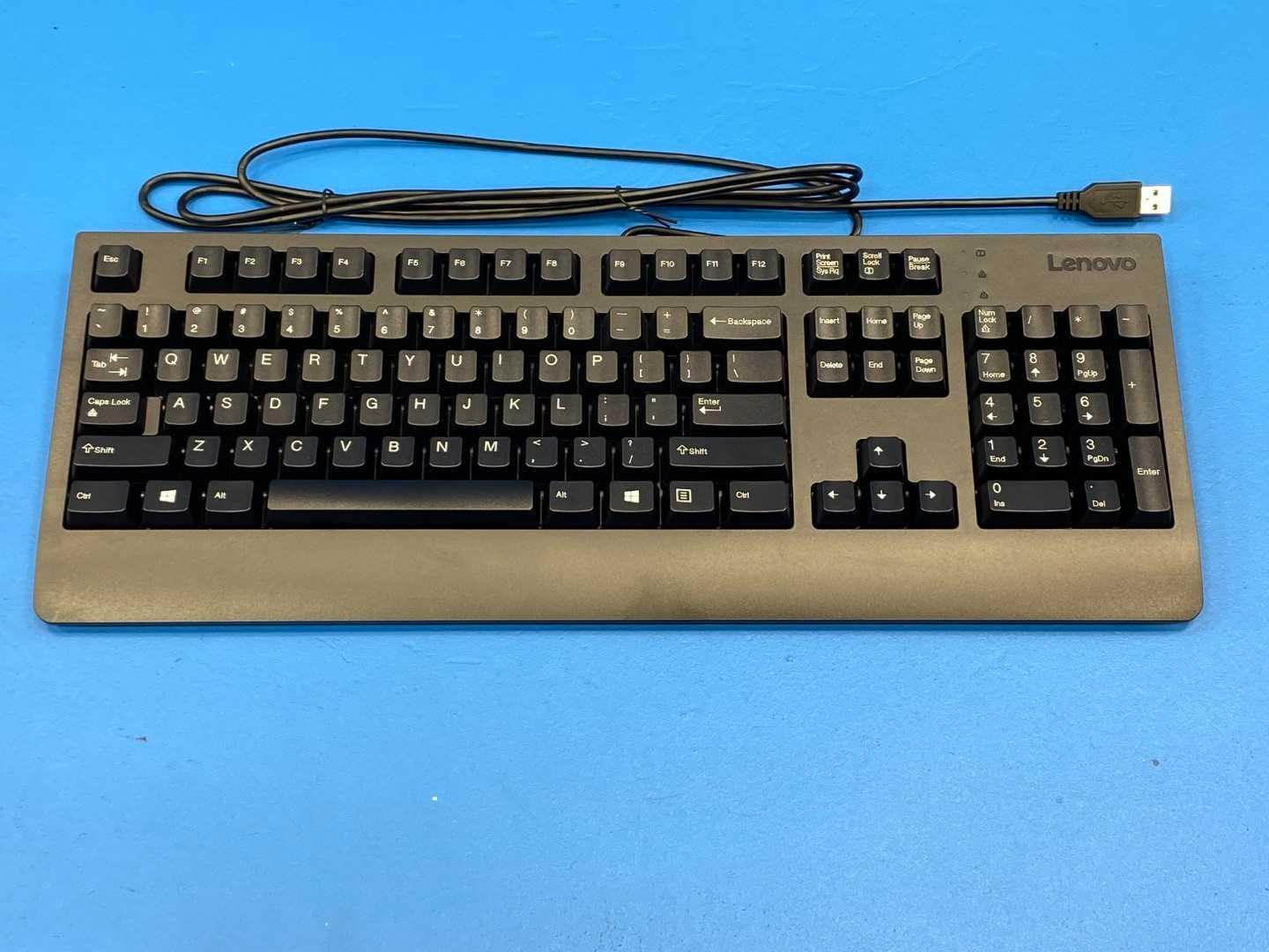 USB Keyboard Wired Black Lenovo KU-1619 00XH688 Full Size 104 Key QWERTY Plug and Play New