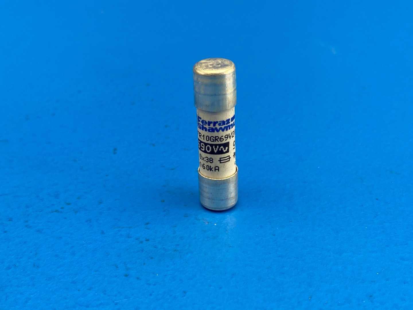 20 Amp Class aR/gG IEC Cylindrical 10x38 Fuse 690V Mersen Protistor FR10G-639V20
