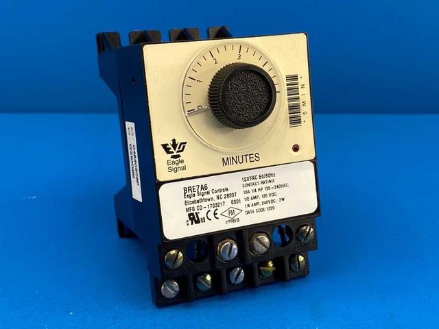 Danaher Eagle Signal BRE7A6 Reset Timer 5 min 10A 120-240VAC