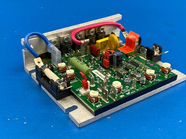 C142 BALDOR 16 Amp SCR 230VAC Chassis Drive 180VDC Output 1-Way (Part# CN3000A21)
