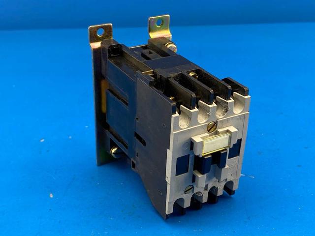 Allen-Bradley 500-T0A930, Series B Contactor Nema Size 00