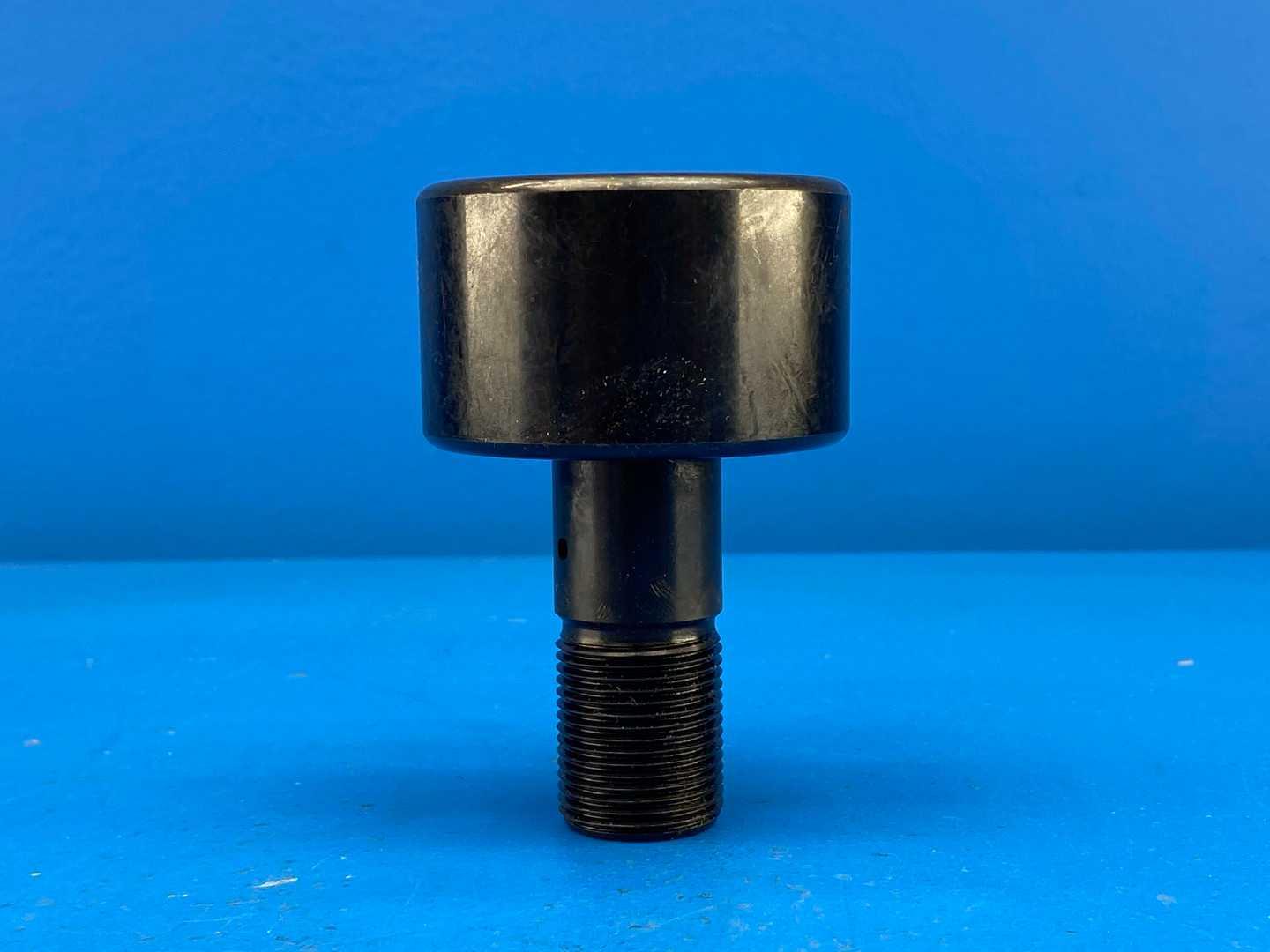 McGill CF 2-1/2 SB CF 2 1/2 SB Cam Follower Bearing 2.5" Roller Dia, 1.5" Roller Width, 1" Stud Dia
