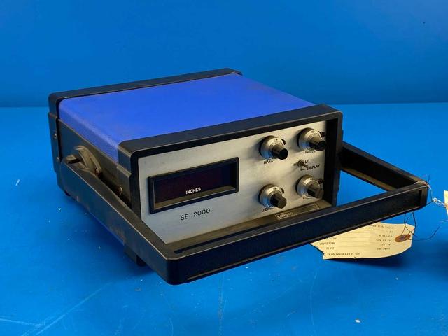 Celesco SE2000-4500-7465-1111 Transducer Display 115V Precision Measurement with Limit Control