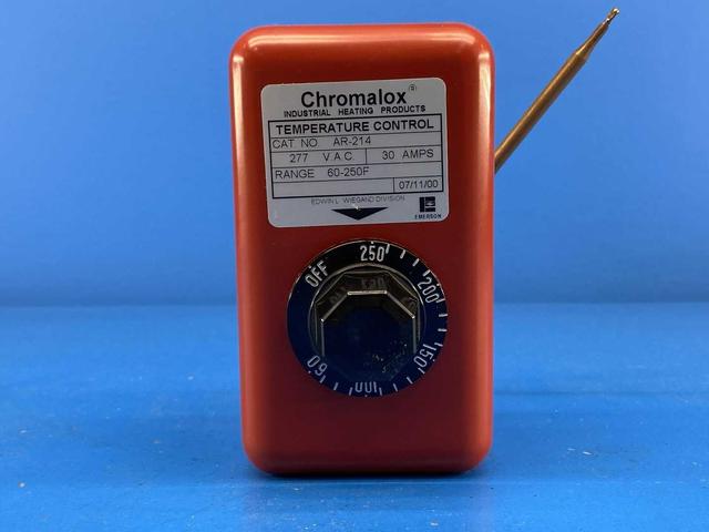 Chromalox AR-214 Temperature Control 277VAC 30A 60-250F Range