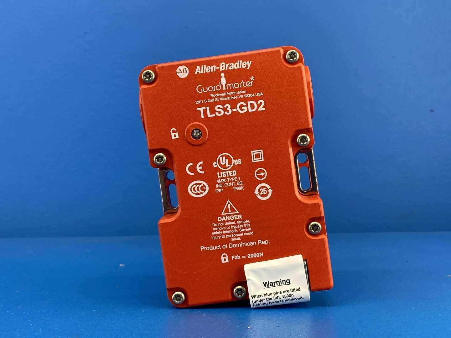 Allen-Bradley 440G-T27186 / TLS3-GD2 Guard Master Safety Switch Series E