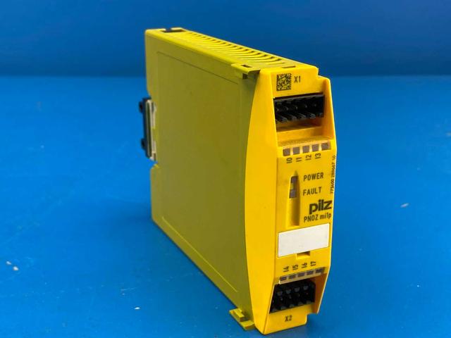 Pilz PNOZ mi1p 24Vdc/8Ma Expansion Module 8 Inputs 773400