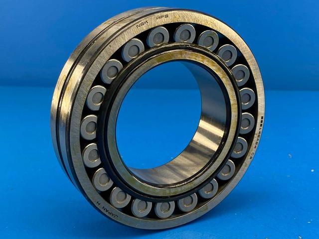 NSK Bearings 22214EAE4C3 309 Spherical Roller Bearing 70x125x31mm