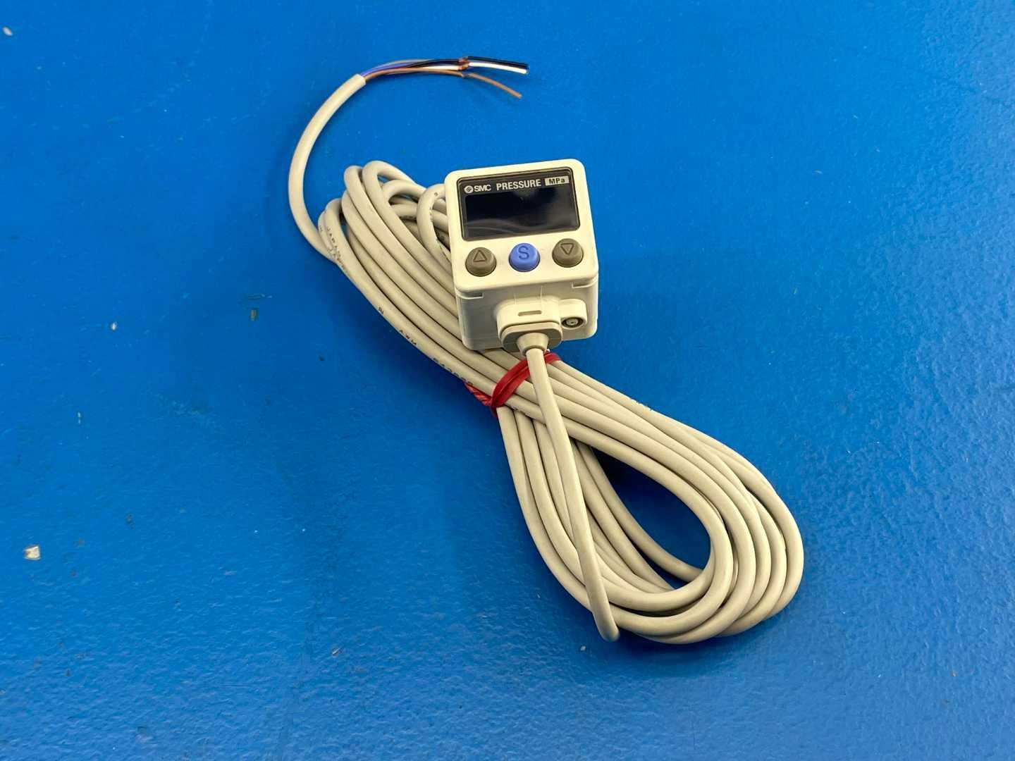 SMC ISE40A-N01-R X501, Pressure Mpa Readout