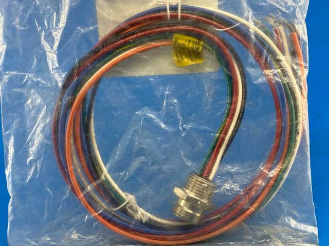 Woodhead 1R6006A20F0301 6P 3Ft Mini-Change Receptacle Male Straight 16AWG