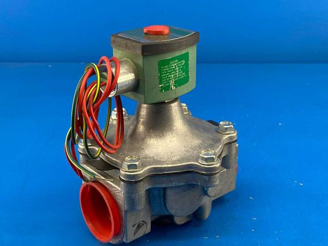 ASCO Red-Hat 8215G070VH Solenoid Valve, 1-1/2" NPT, Normally Closed, 120V AC