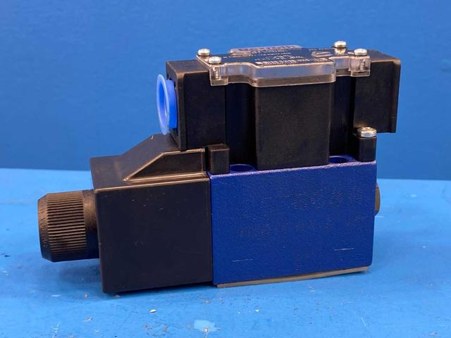 Rexroth MNR# R978874053 Model# 4WE 6 D62/EW110N9DA/62 Hydraulic Directional Control Valve