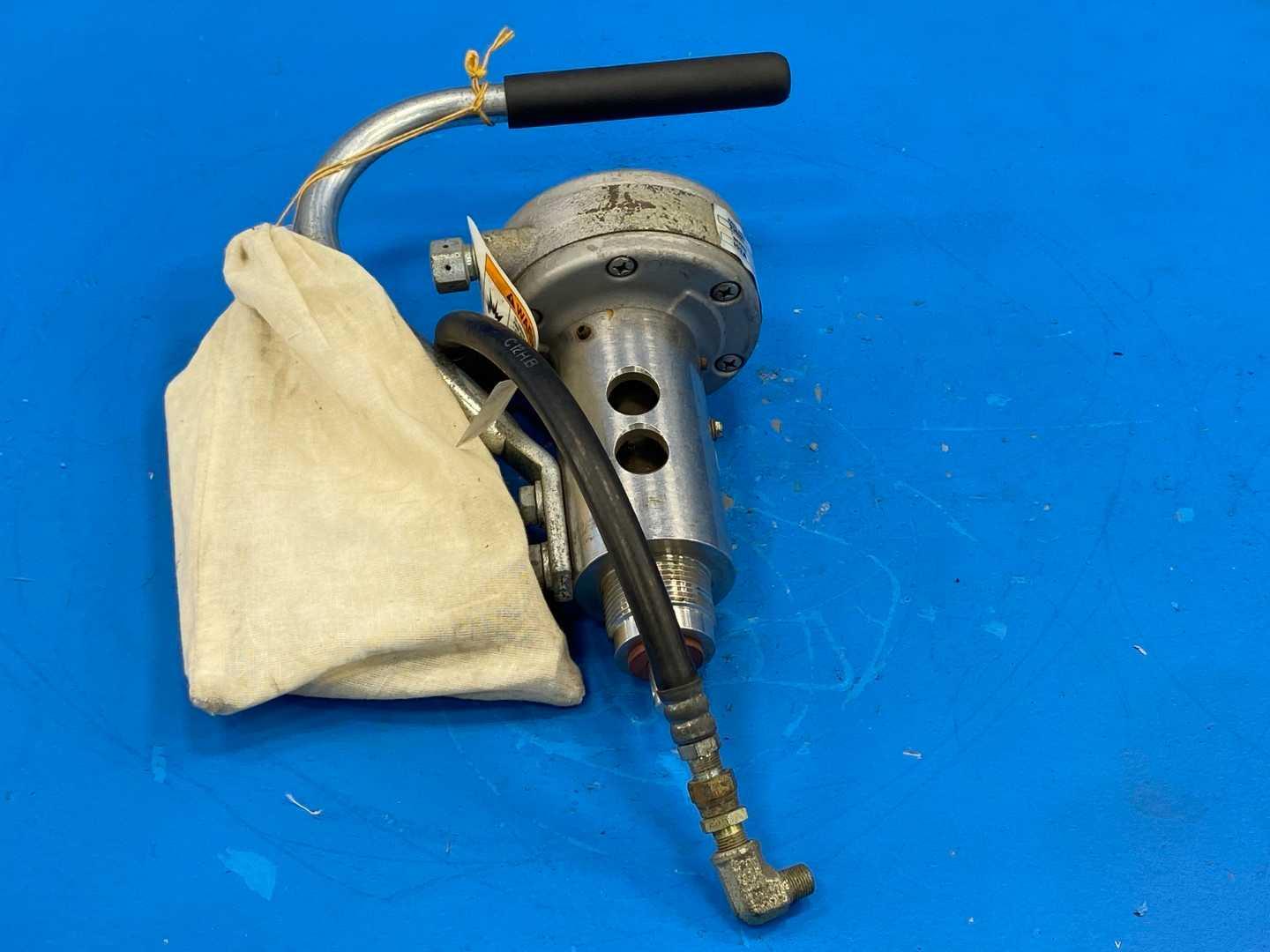 Graco 236097 2360972-Gallon Agitator Motor Assembly 100PSI / 639Bar Series 102A