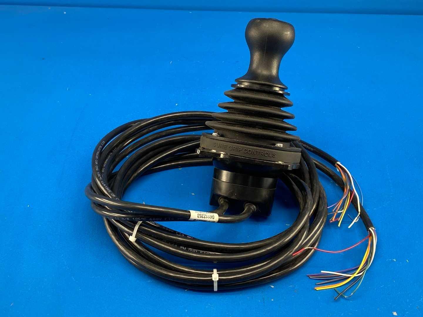 Sure Grip Controls JSL Series / KE Knob KE with Joystick