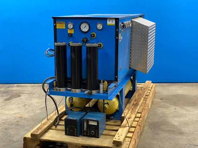 Breathing Air Compressor 563 hrs 18 CFM 5000 PSI SCBA Scuba Paintball w/ Moisture and CO Monitors 5000 psi 15HP 208V 3PH