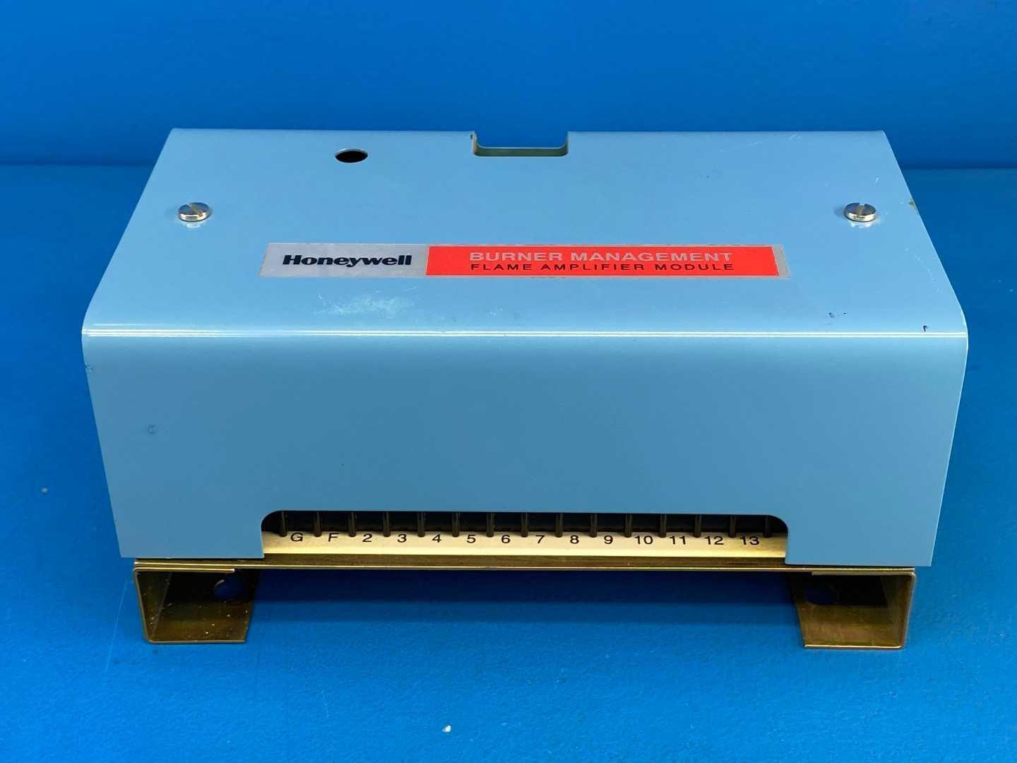 Honeywell FSP5075A3 Flame Signal Amplifier | Burner Management Flame Amplifier Module 120V 60Hz