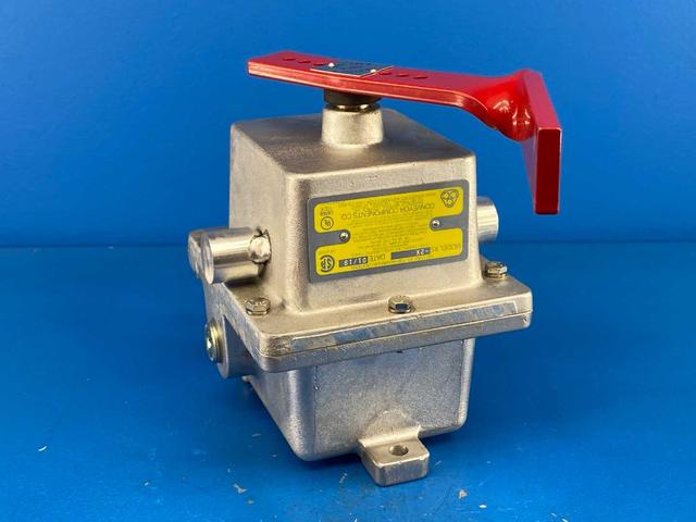 Conveyor Components Co. Model RS-2X Cable Operated Safety Stop Control Switch 125/250/480 VAC 20A 1HP-125VAC 2HP-250VAC