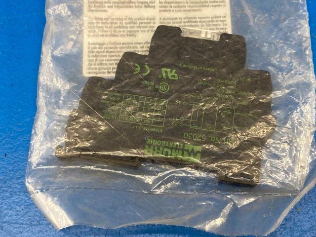 Murr Electric 52030 Relay 110V 6A 50/60Hz