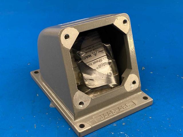 Thomas & Betts JAA6-AB6 Adapter Assy 20° Angle Adapter Type 3R