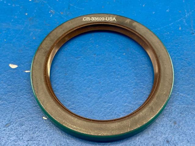 Chicago Rawhide Oil Seal 33699 3.38" Bore x 4.62" OD x 0.50" Width (85.73mm x 117.48mm x 12.70mm)