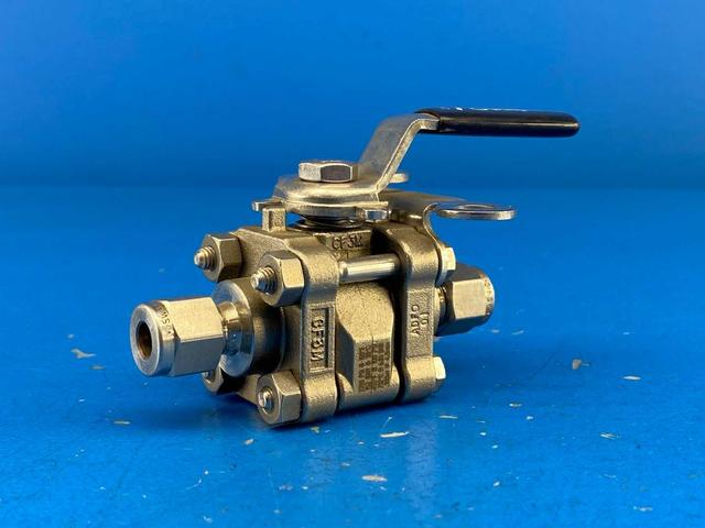 Swagelok SS-62TS4-JL, 1/4" Stainless Steel Ball Valve