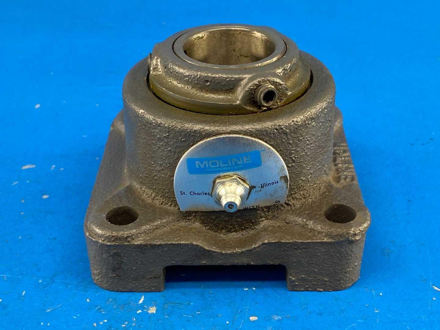 Moline Corporation Bearing 19311104 Type E 4-Bolt Flange Block Bearing 1-1/4" Shaft Size
