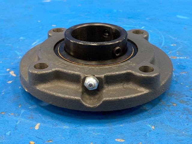 Sealmaster SFC-31, 1-15/16" Bore, 4-Bolt Flange Bearing Gold Line Standard, Set Screw Locking