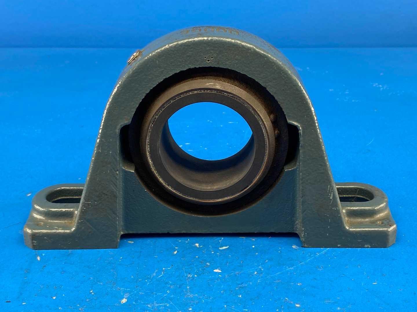 Dodge 124137 Pillow Block Bearing (P2B-SC-112), 1-3/4" Bore, 2-Bolt Cast Iron Housing