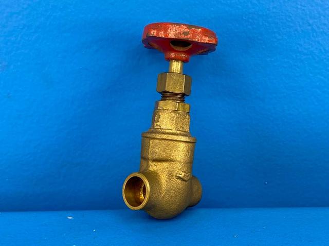 Milwaukee Valve Figure 115, 1/2" Pipe, Bronze Gate Valve 125 S.W.P 200 W.O,G Solder Connection Type