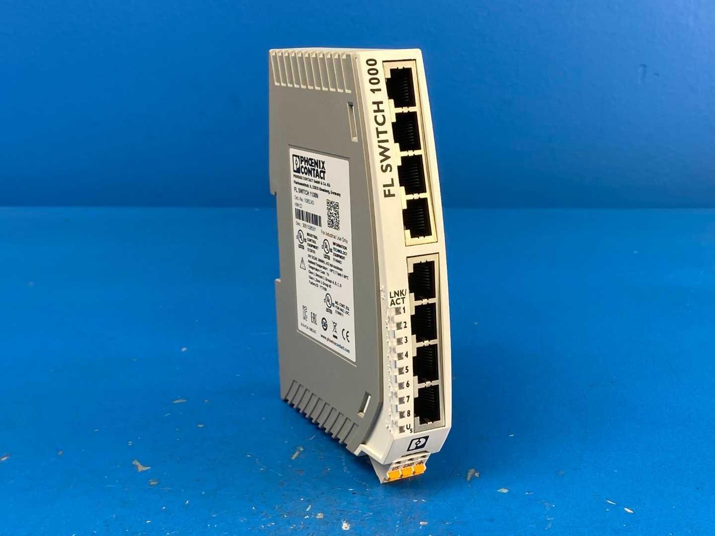 Phoenix Contact FL SWITCH 1108N Ethernet 8-Port 1085243 24V DC/AC 50/60Hz 452 mA Max HW:02, V/C: 03