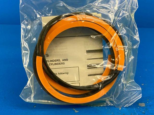 Atlas Cylinders 4B00S040S, 4" A91 Piston Seal Kit