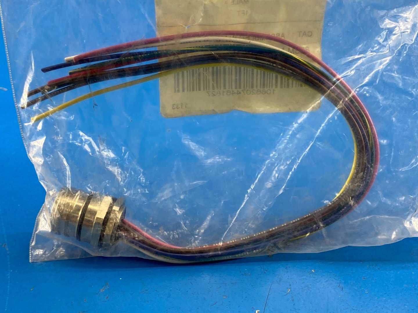 Allen-Bradley 88M-M12X9AE-1F 888M-M12X9AE-1F M23 Receptacle 12 PIN 9-Conductor 1Ft