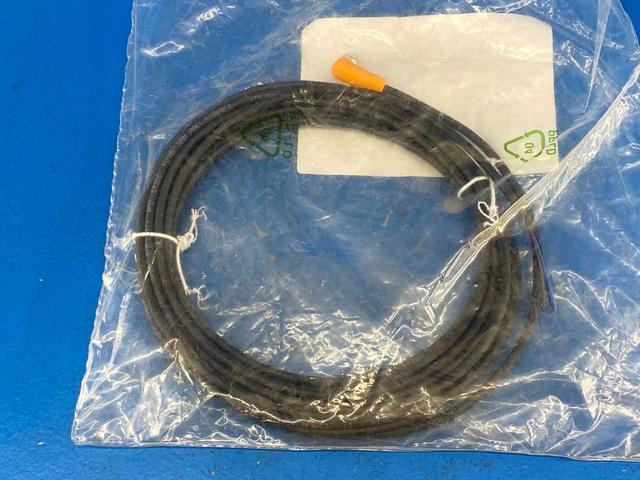 ifm EVC145 – M8, 3-pin, Right-Angle Female Cordset, PUR, 5 m (ADOAF030MSS0005H03)
