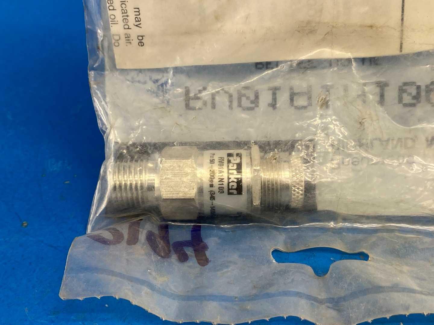 Parker RV01A1N100 1/4"NPT Male P=50-200PSI Compact Relief Valve