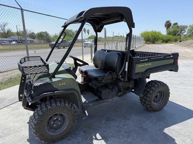 2013 John Deere 625I XUV 1100 hours Works great