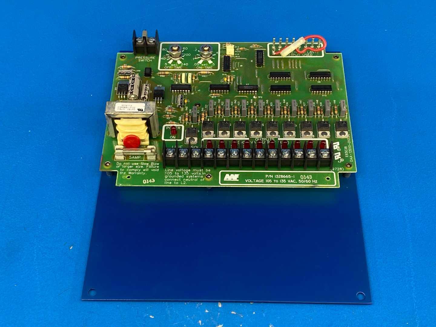 AAF DAA-T2010-010 / 1328665-1 Timer # Pulse Timer Control Board 105-135VAC 50/60Hz